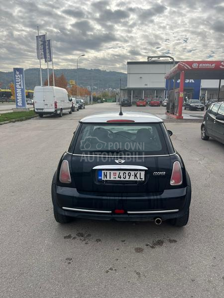 MINI Cooper 
