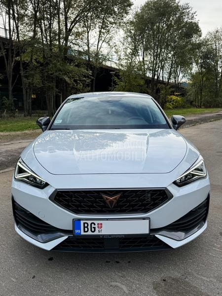 Cupra Leon eTSI 2024