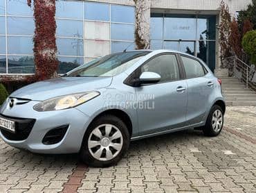 Mazda 2 