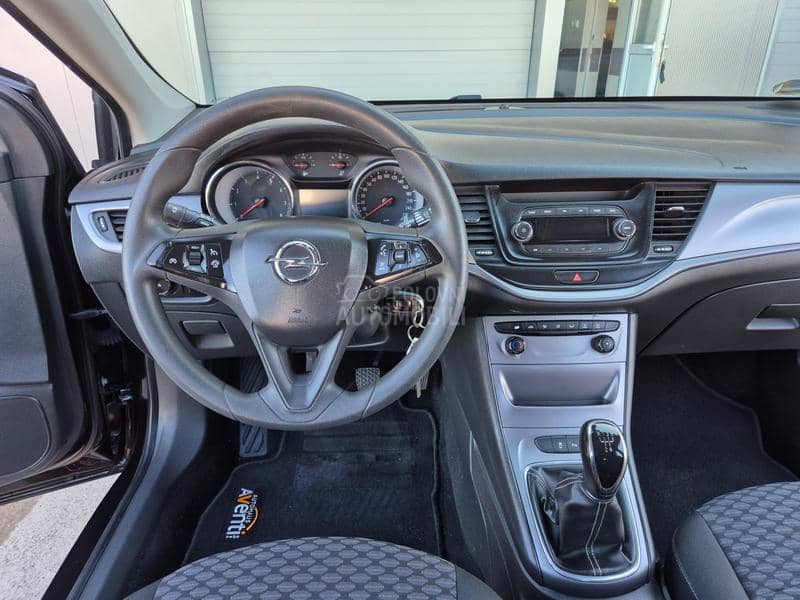 Opel Astra K 1.4