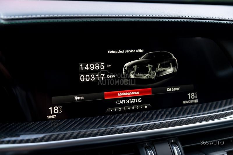 Alfa Romeo Stelvio QV/HARMAN