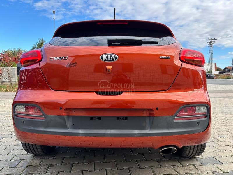 Kia pro_cee`d T O T A L Ni  FuL