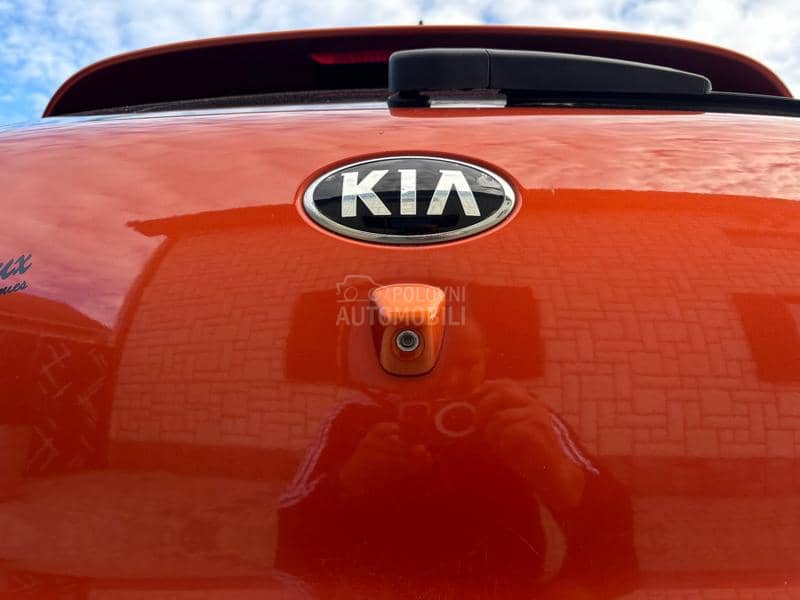 Kia pro_cee`d T O T A L Ni  FuL