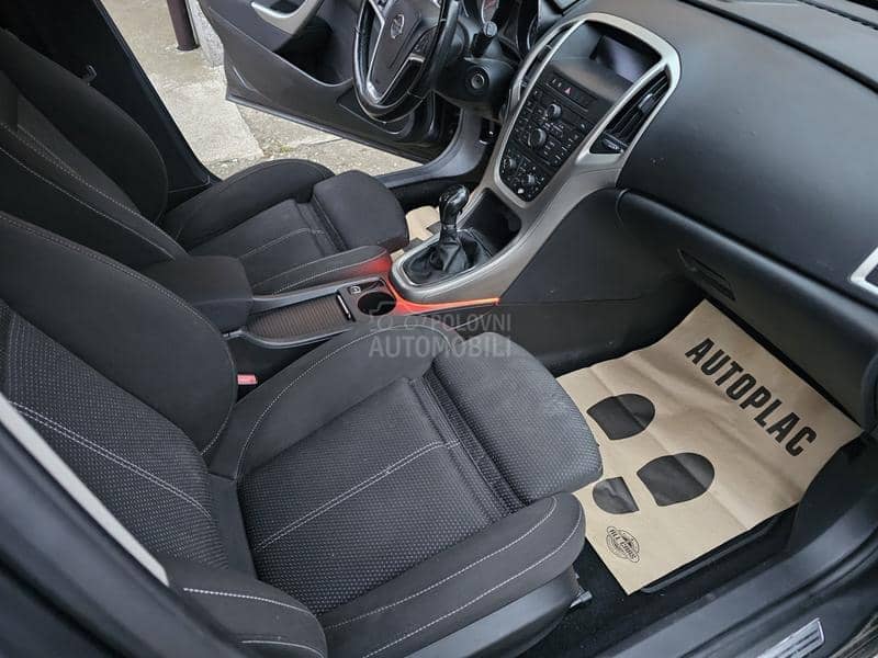 Opel Astra J 1.6 turbo