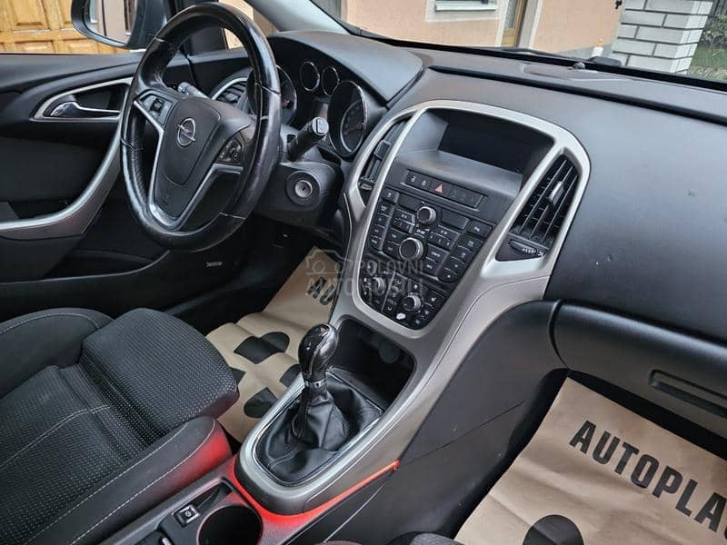 Opel Astra J 1.6 turbo