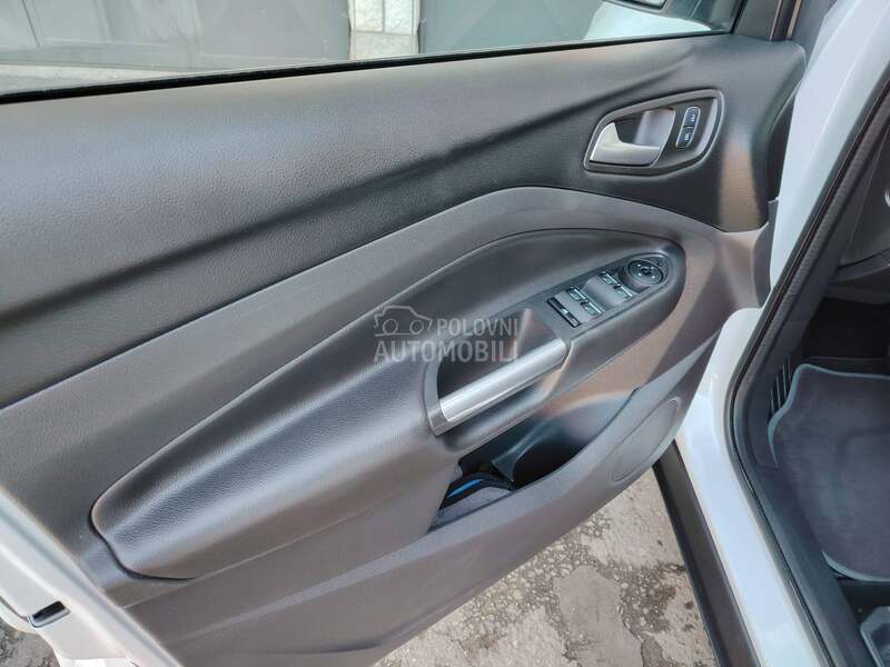 Ford Kuga 2.0 AWD Titanium