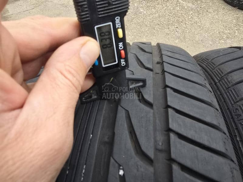 Semperit 225/45 R17 Letnja