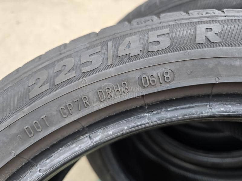 Semperit 225/45 R17 Letnja