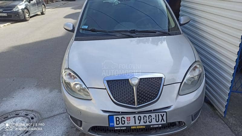 Lancia Ypsilon 