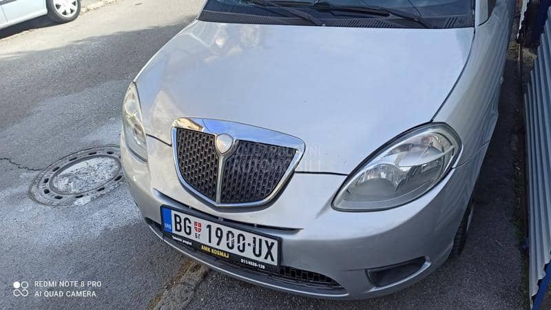 Lancia Ypsilon 