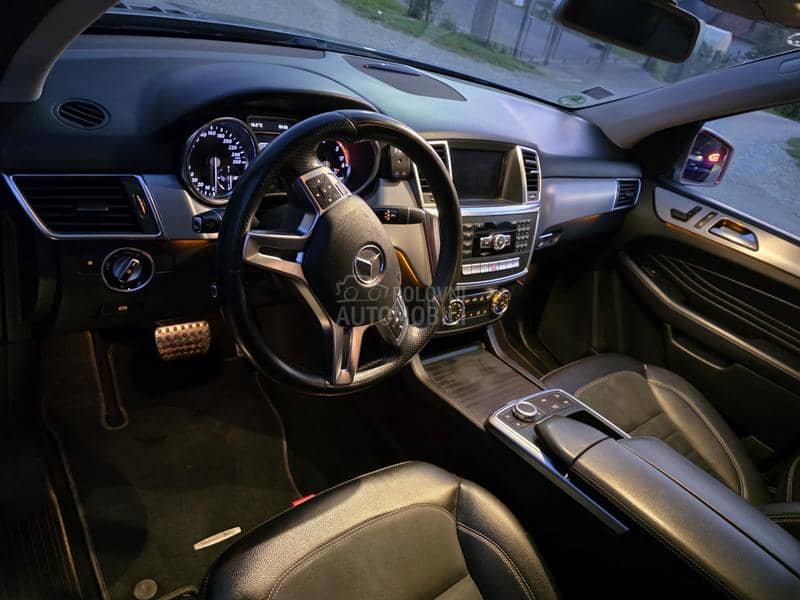 Mercedes Benz ML 350 