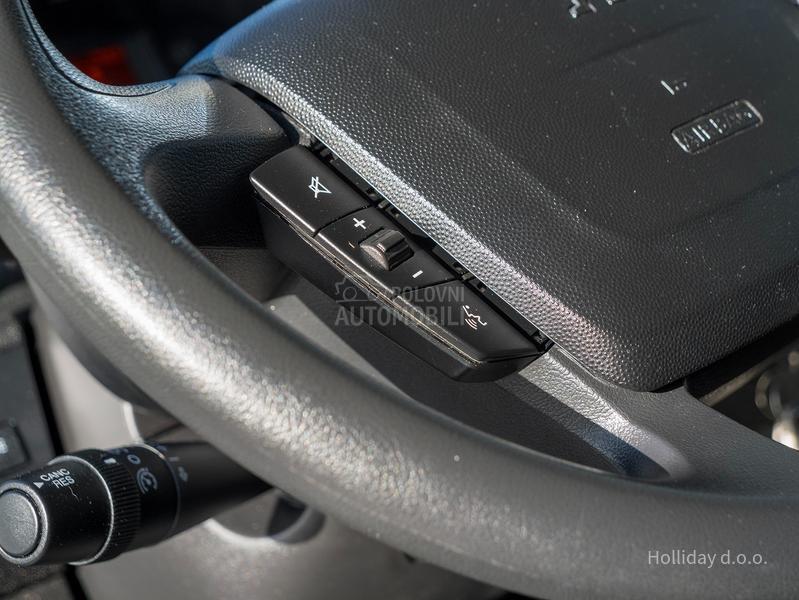 Peugeot Boxer L4H2 2.2BlueHDI Nav