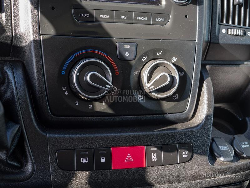 Peugeot Boxer L4H2 2.2BlueHDI Nav