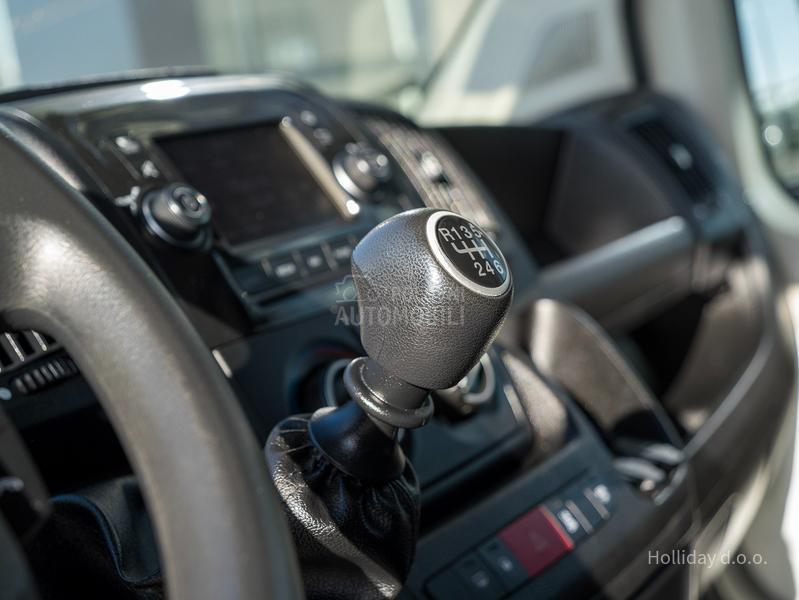 Peugeot Boxer L4H2 2.2BlueHDI Nav