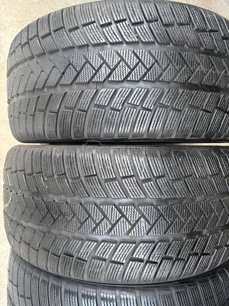 Vredestein 315/30 R22 Zimska