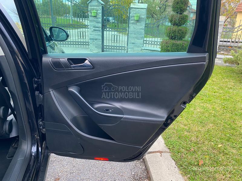 Volkswagen Passat B6 2.0TDI 8v 4x4 CH NOV