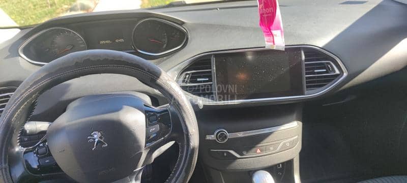 Peugeot 308 1.6 blueHDI