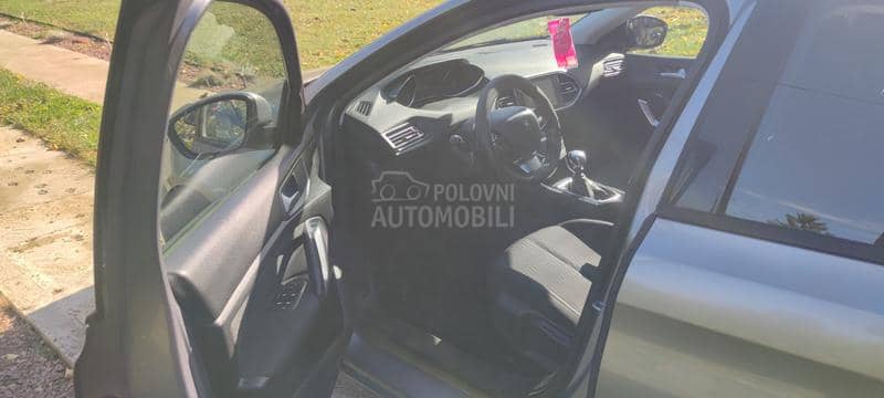 Peugeot 308 1.6 blueHDI