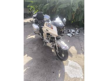 Yamaha XVZ 1300 VENTURA ROYAL