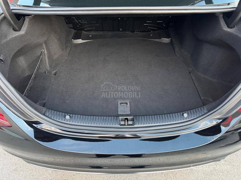 Mercedes Benz C 220 RATA 460e BEZ UCESCA