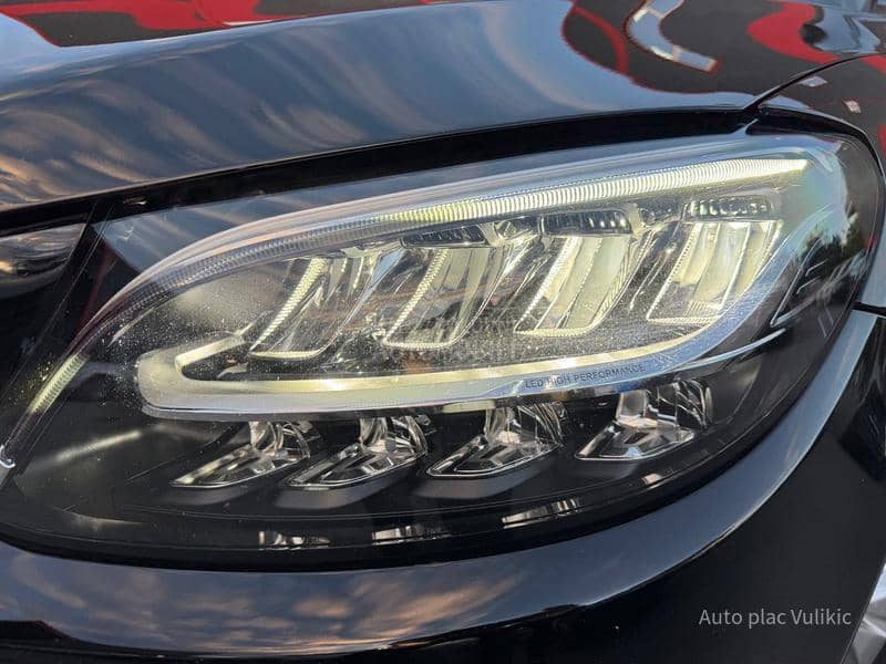 Mercedes Benz C 220 RATA 460e BEZ UCESCA