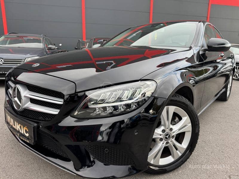 Mercedes Benz C 220 RATA 460e BEZ UCESCA