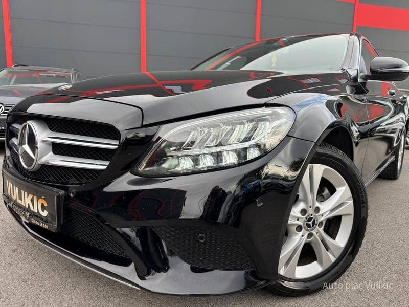 Mercedes Benz C 220 RATA 460e BEZ UCESCA