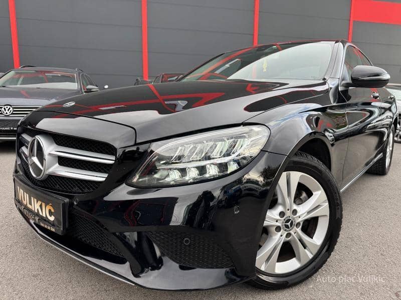 Mercedes Benz C 220 RATA 460e BEZ UCESCA