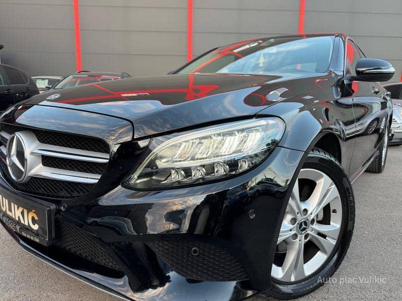 Mercedes Benz C 220 RATA 460e BEZ UCESCA
