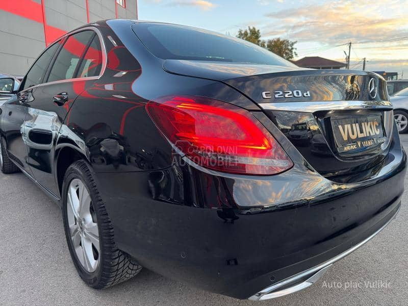 Mercedes Benz C 220 RATA 460e BEZ UCESCA