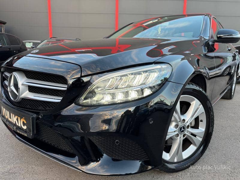 Mercedes Benz C 220 RATA 460e BEZ UCESCA