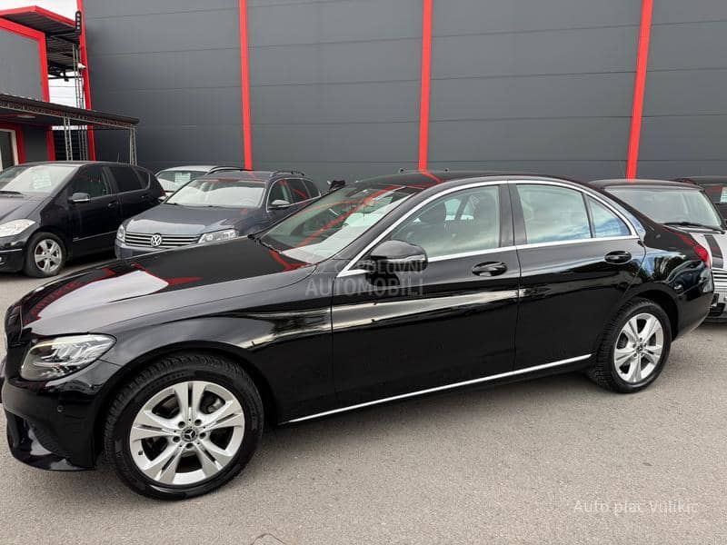 Mercedes Benz C 220 RATA 460e BEZ UCESCA