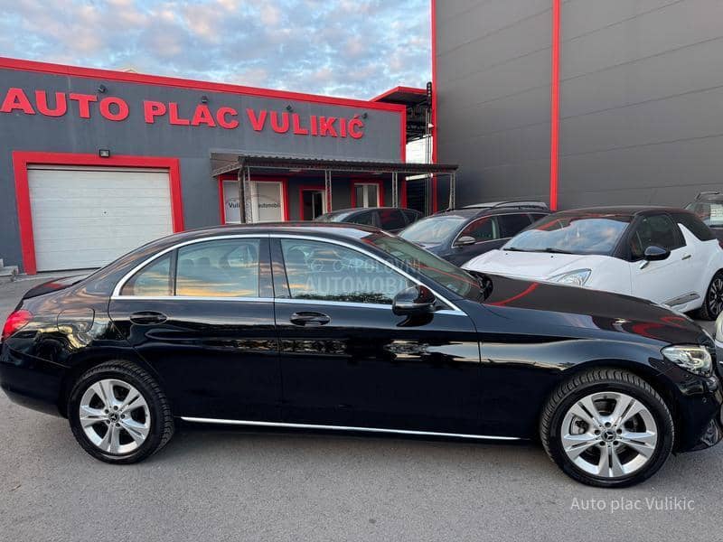 Mercedes Benz C 220 RATA 460e BEZ UCESCA