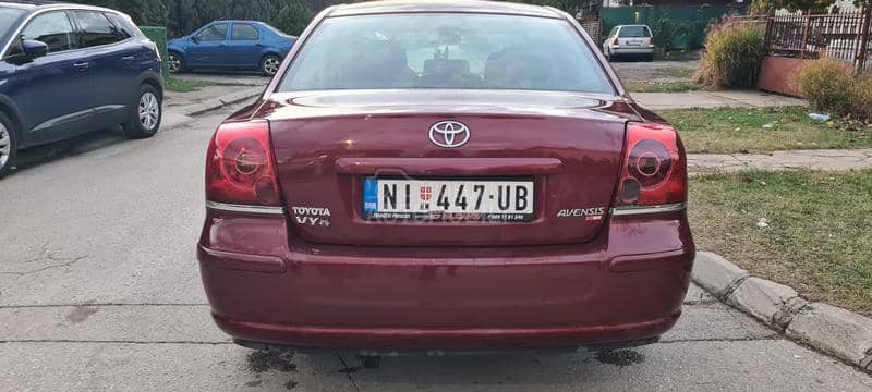 Toyota Avensis 