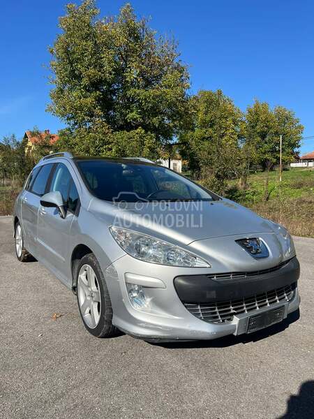 Peugeot 308 Pano. 7 sedista