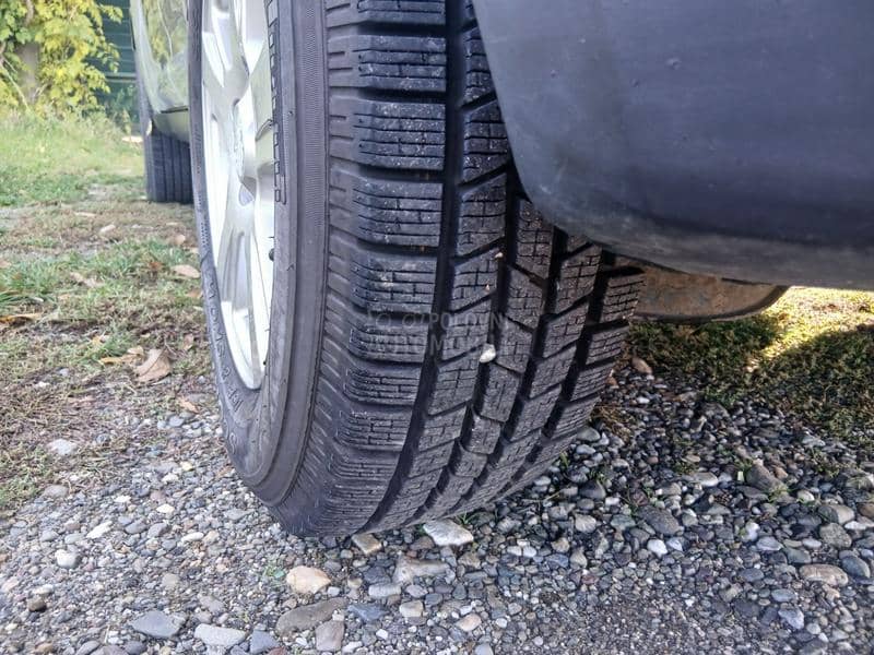 Mitsubishi Outlander 2.2