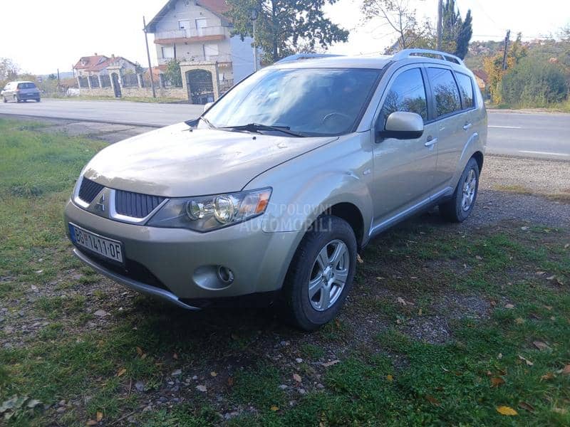 Mitsubishi Outlander 2.2