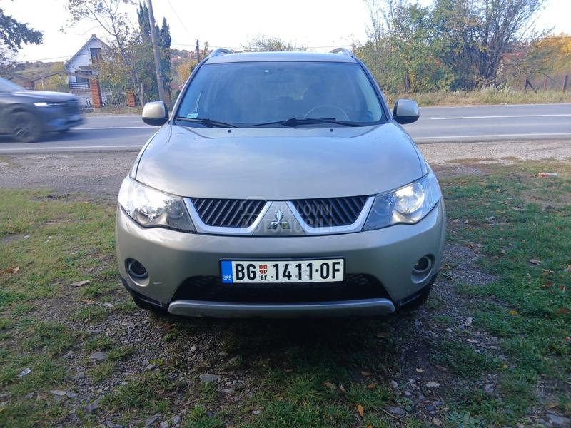 Mitsubishi Outlander 2.2