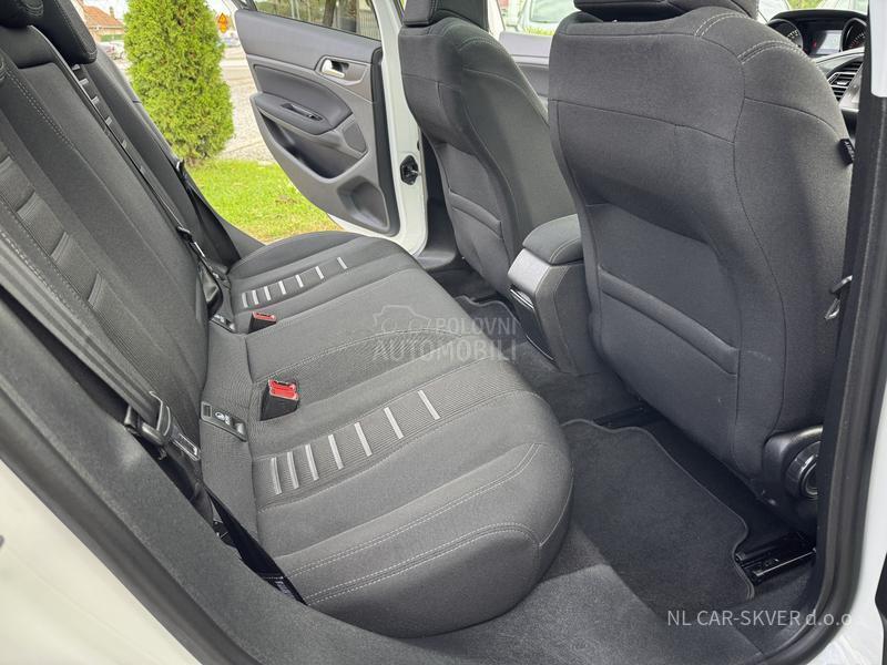 Peugeot 308 1.6 BlueHDI/Premium