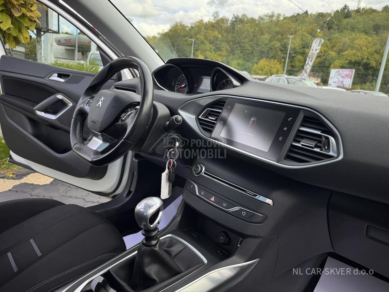 Peugeot 308 1.6 BlueHDI/Premium