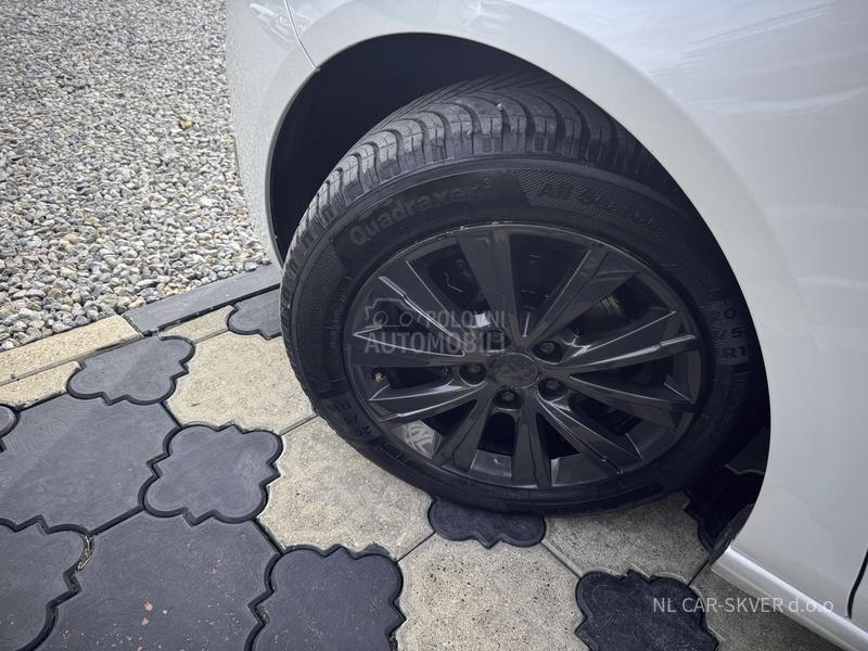 Peugeot 308 1.6 BlueHDI/Premium