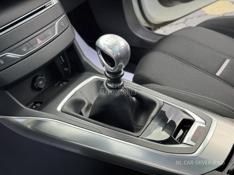 Peugeot 308 1.6 BlueHDI/Premium