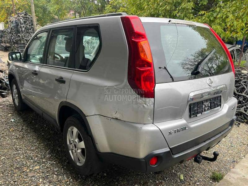 Nissan X-Trail II 2.0dCi 2008. god. -  kompletan auto u delovima