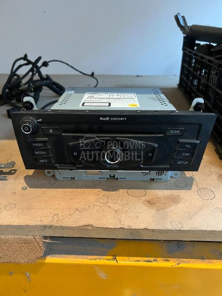 Audi Q5 -  kompletan auto u delovima