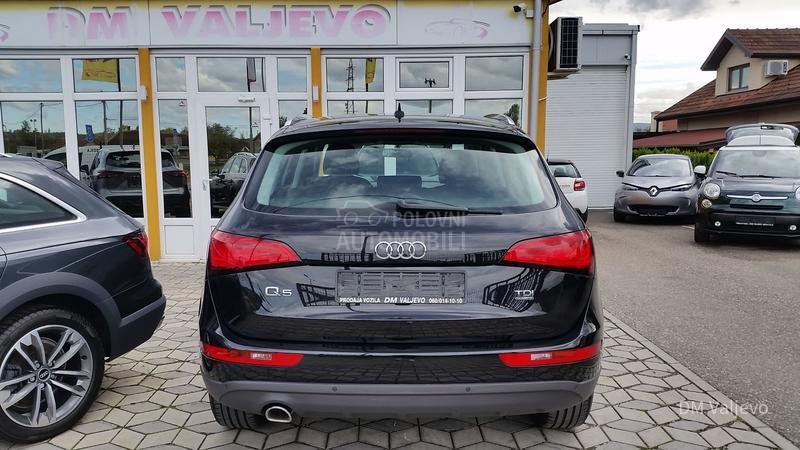 Audi Q5 2.0 QUATTRO/AUT/LED Audi Q5 2.0 QUATTRO/AUT/LED