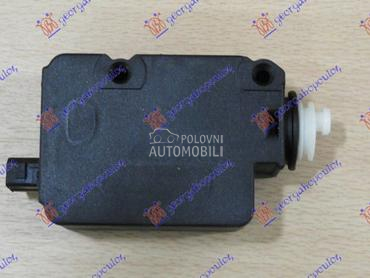 MOTOR BRAVE ZA CENTRALNO ZAKLJ za BMW Serija 3 od 2003. do 2006. god.