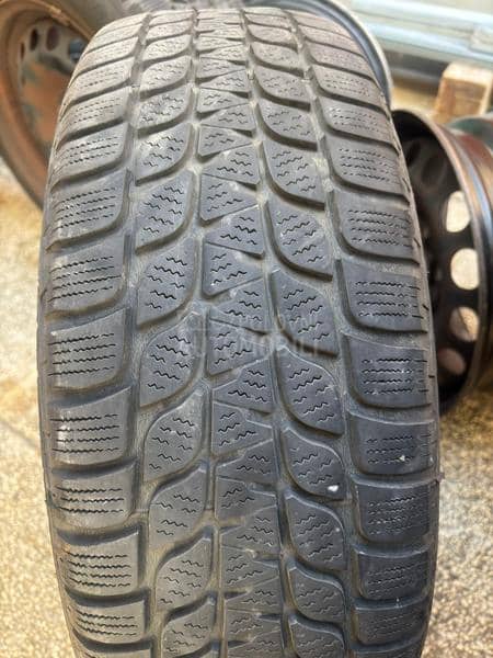 Bridgestone 195/65 R15 Zimska