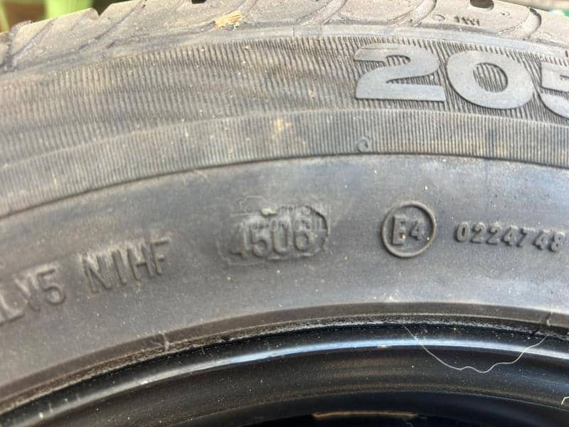 Continental 205/60 R16 Zimska