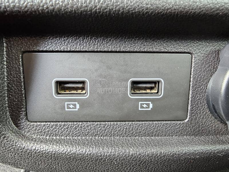 Renault Kadjar 1.5 DCI/AUT Renault Kadjar 1.5 DCI/AUT