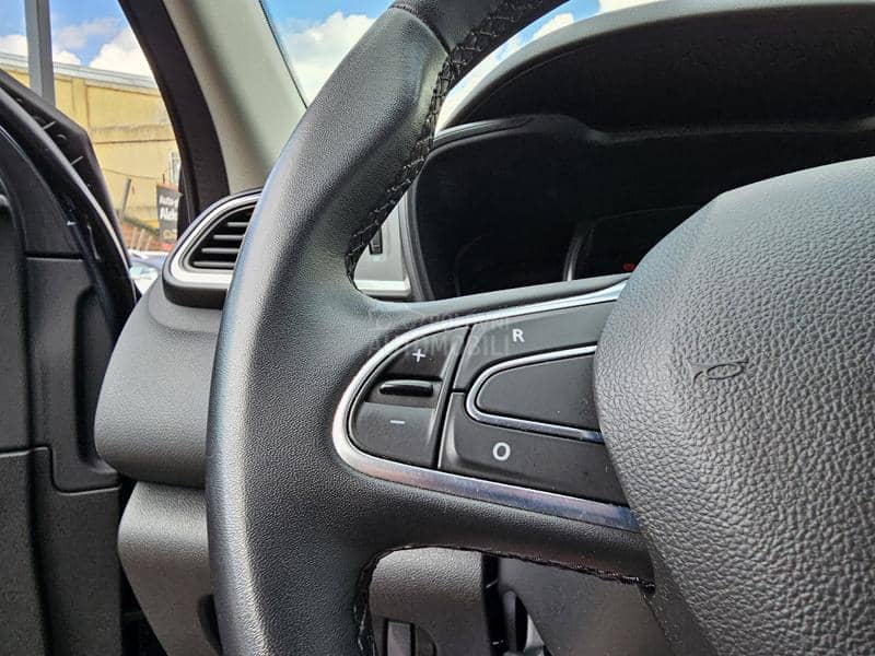 Renault Kadjar 1.5 DCI/AUT Renault Kadjar 1.5 DCI/AUT